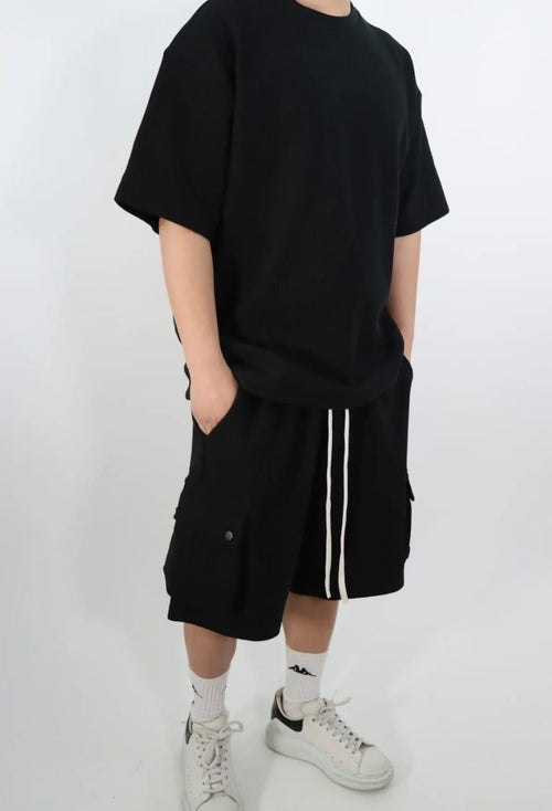 Completo Coordinato Estivo - T-shirt Oversize e Shorts con Tasche Cargo