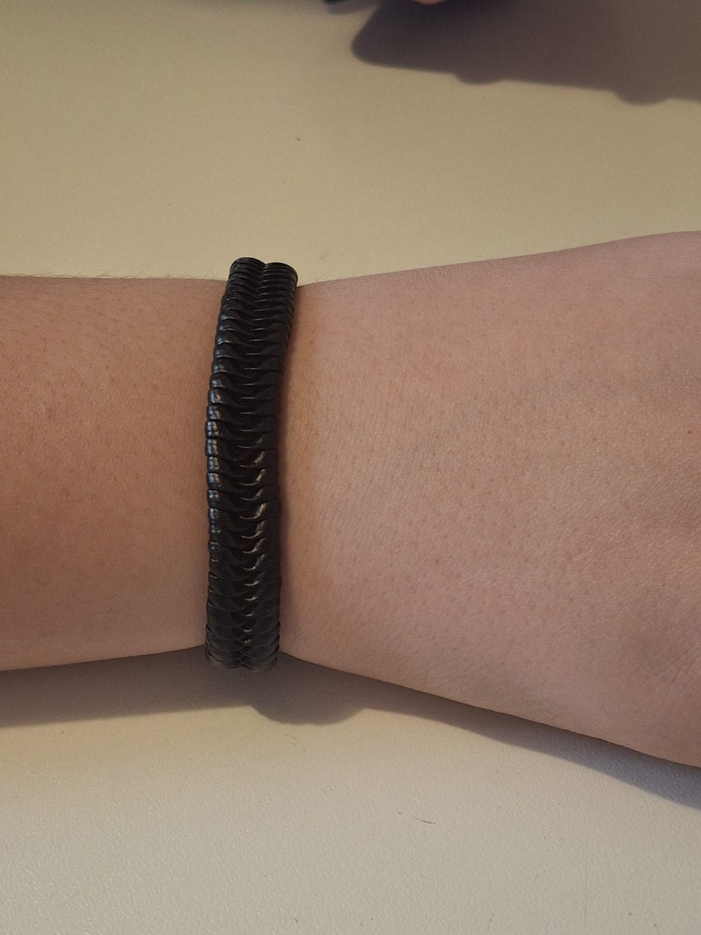 Set da 6 Bracciali Neri in Pelle Intrecciata