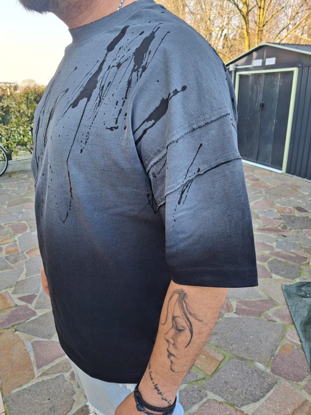 Bundle Look Completo - T-Shirt Gradient Splash + Bermuda Jeans Destroyed Azzurro
