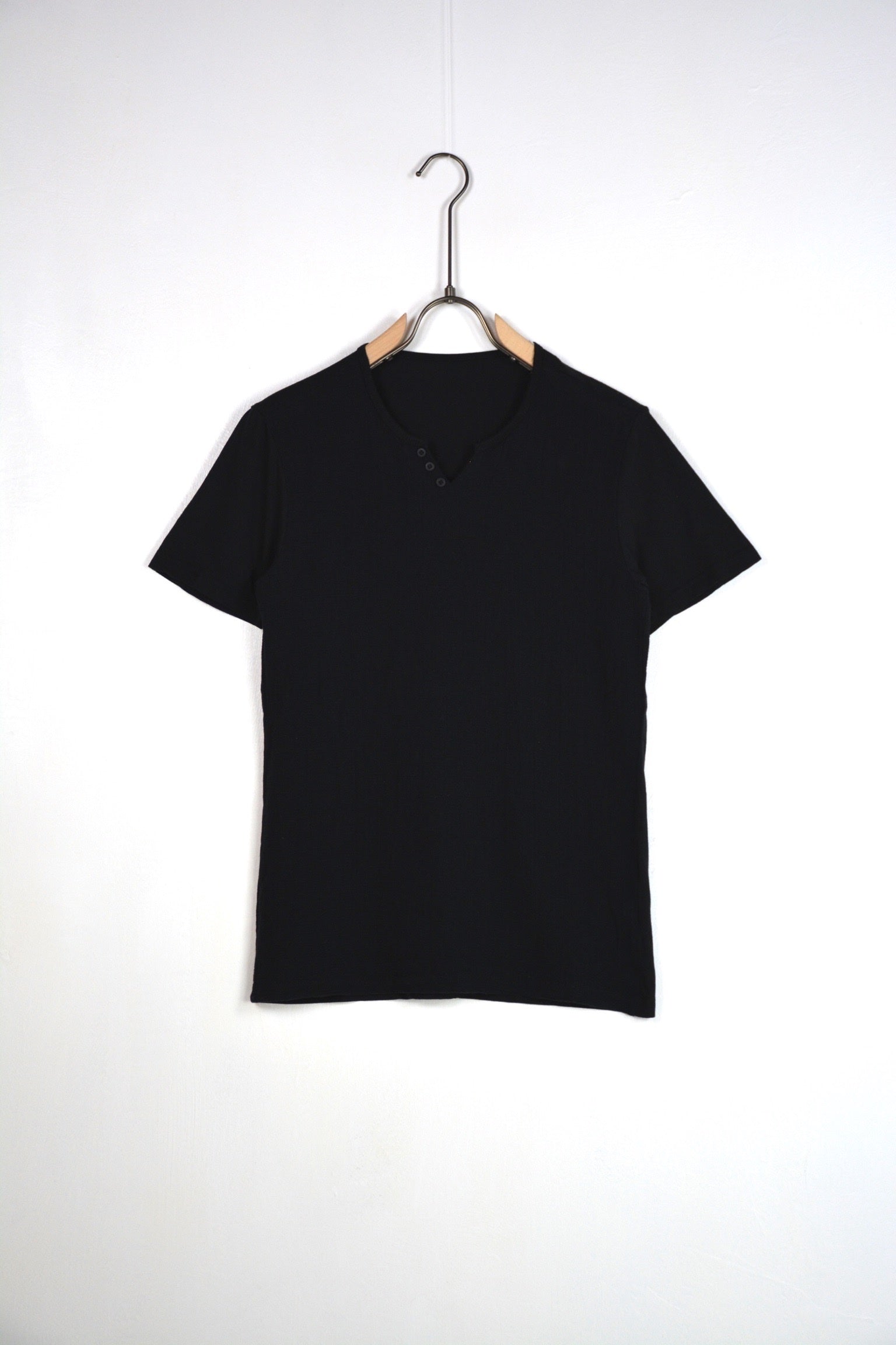 T-Shirt Lino Serafino - Nera