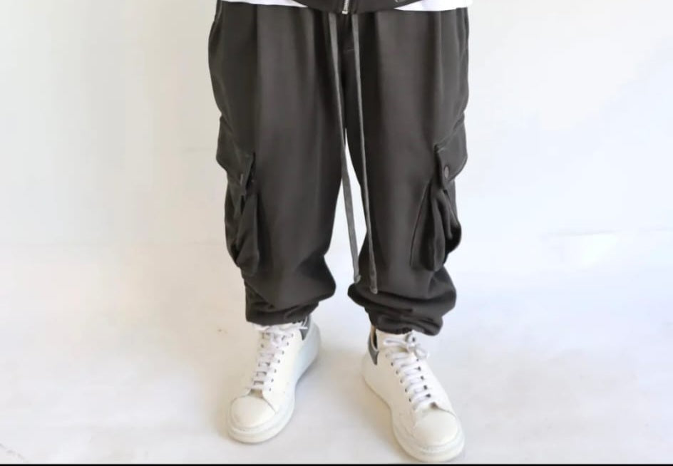 Completo Tuta Streetwear Oversize - Felpa con Zip e Pantaloni Cargo